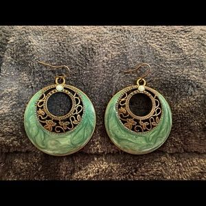 Shimmery Turquoise Round Earrings